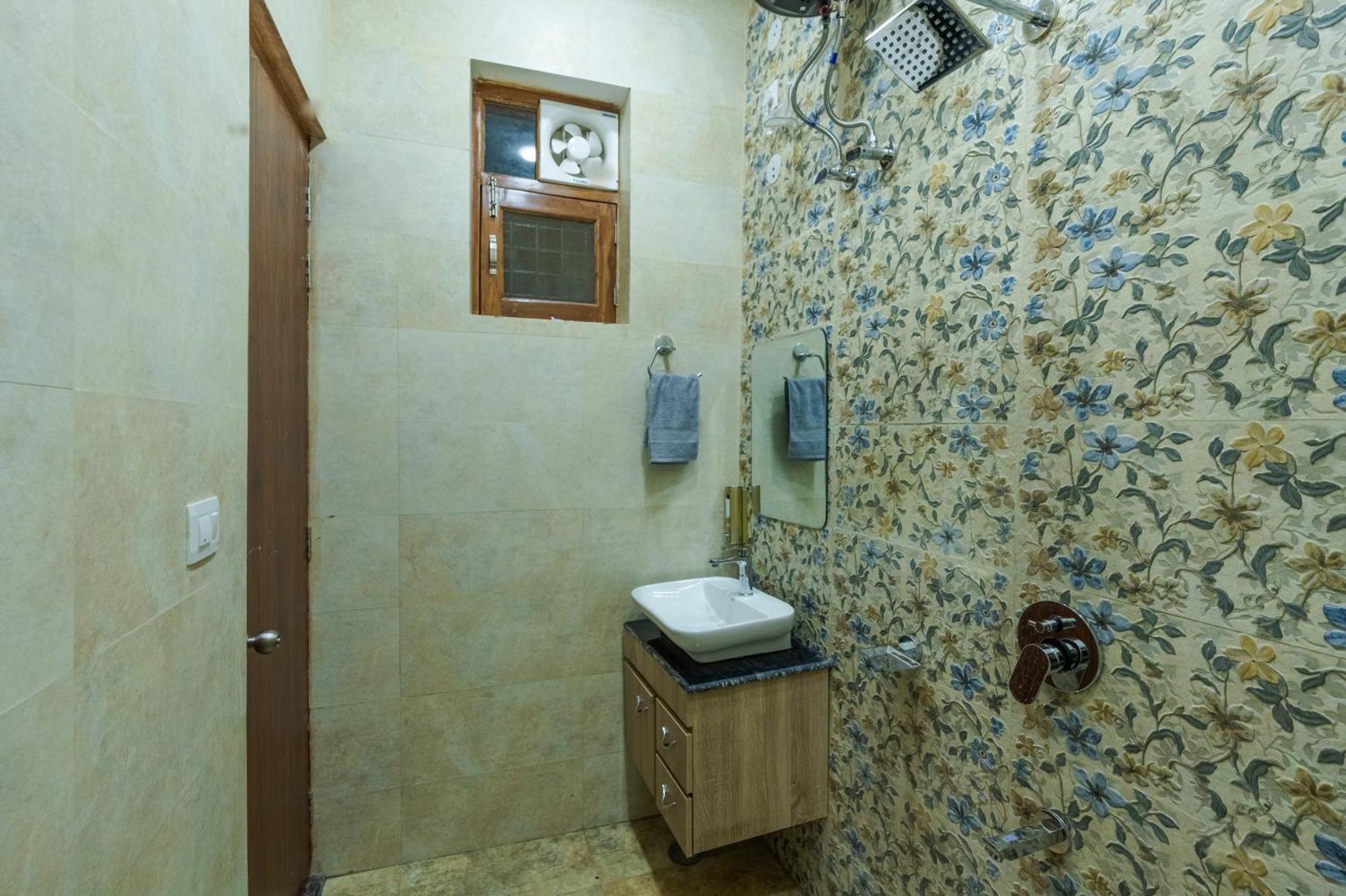 Dhruva - Luxury Villa In Cbd Dehradun Eksteriør bilde